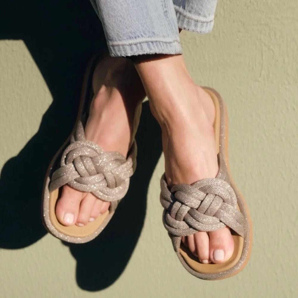 Rothy's The Summer Sandal In Silver Size 9.5